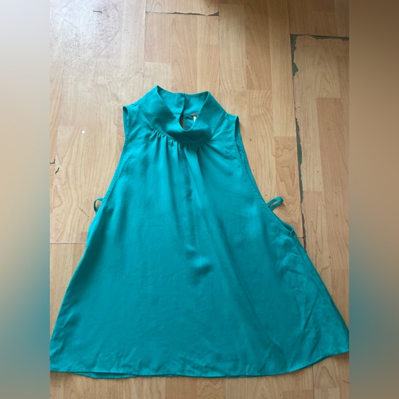 FREE PEOPLE Palm Breeze Mock Neck Sleeveless Top Size M Women Casual Boho D16 - Picture 2 of 3